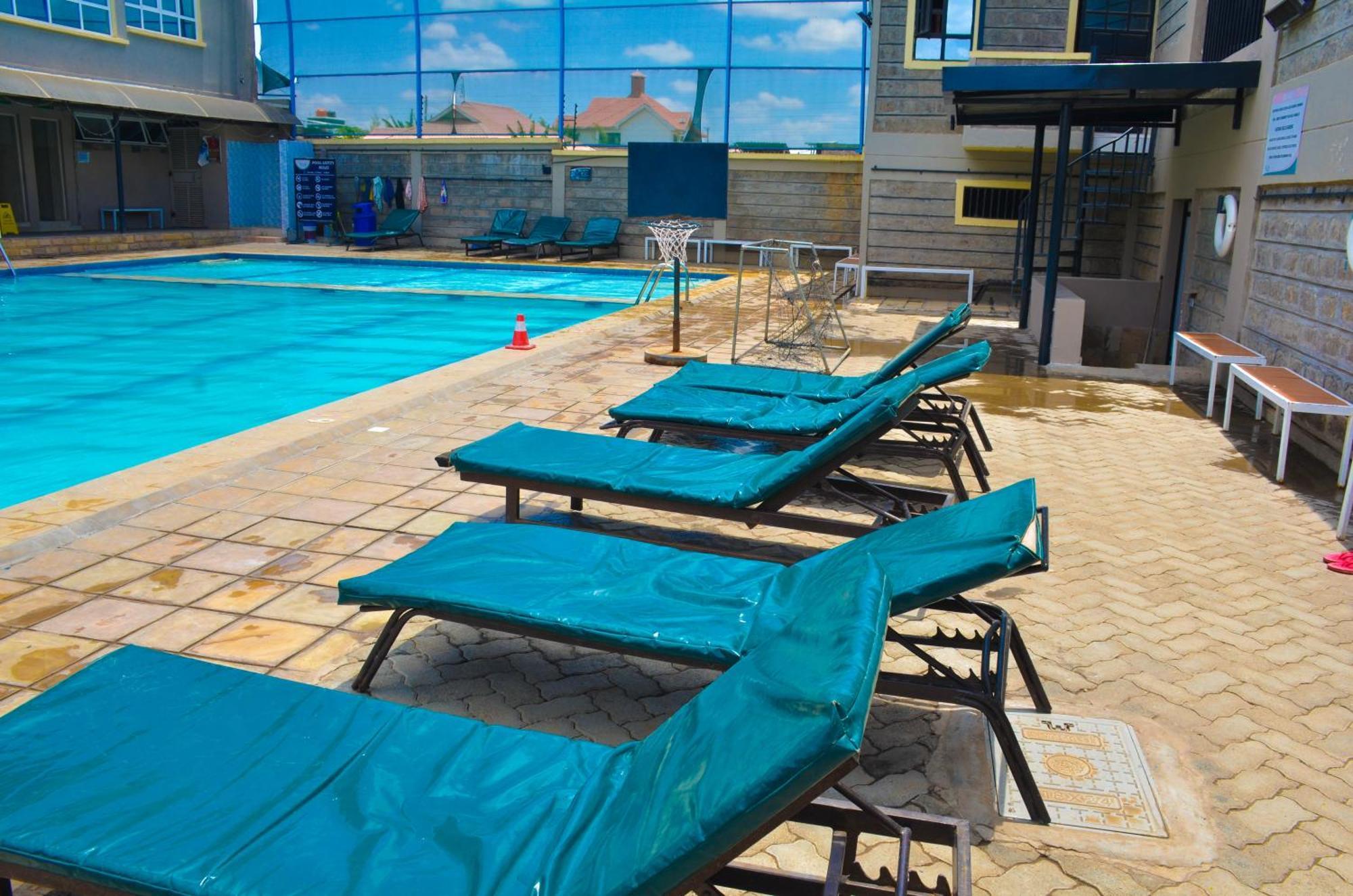 Gateway Bliss Gardens Hotel Ruiru Bagian luar foto